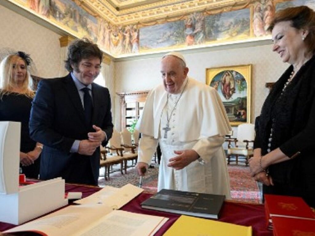 Milei Papa Francisco