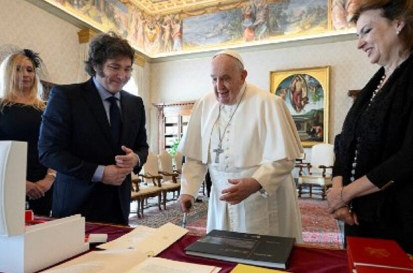 Milei Papa Francisco
