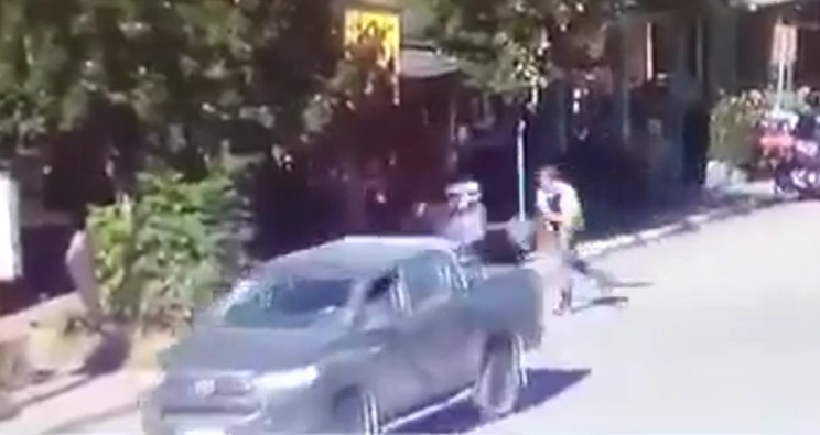 Agresión al motociclista en Villa la Angostura