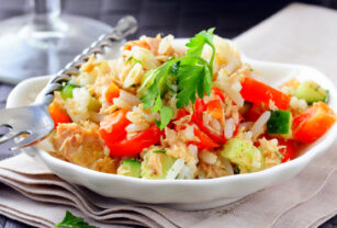 ensalada de arroz con atun