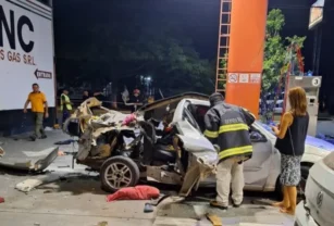 explosión auto