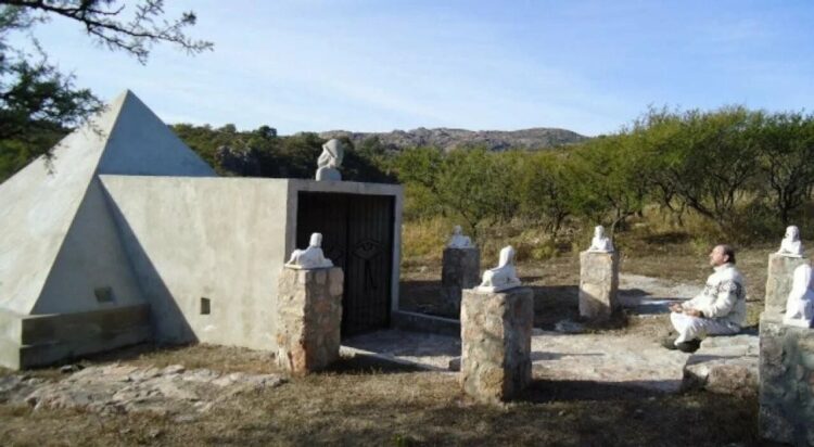 El "templo" donde funcionaba la secta.