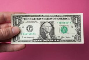 dólar