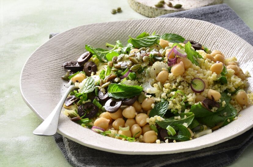ENSALADA DE MIJO CON ESPINACAS Y GARBANZOS sujoy
