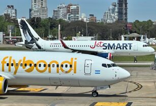 flybondi avión parado