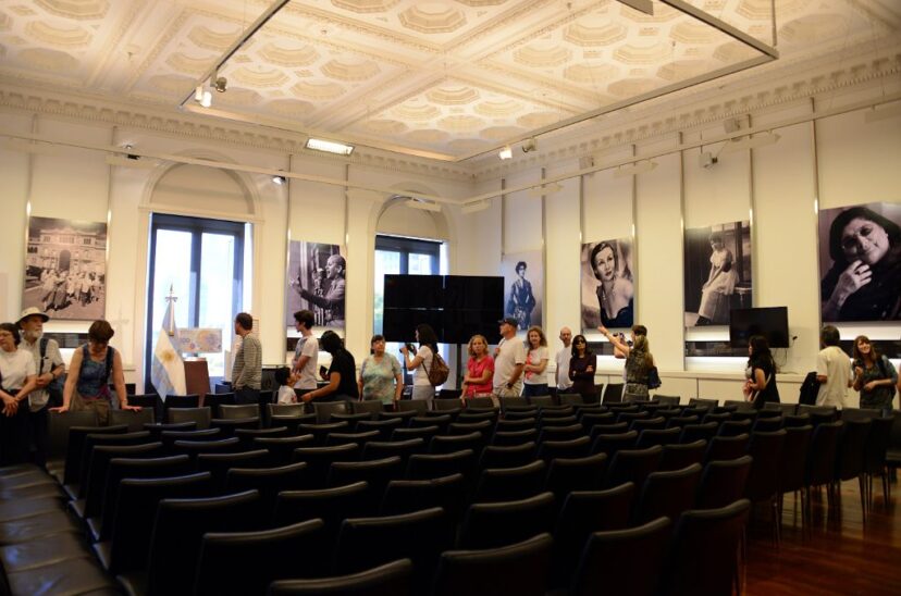 Salón de las Mujeres