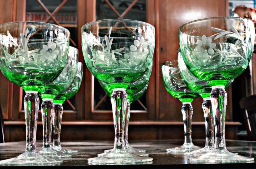 antiguas copas de cristal
