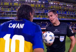 cavani arbitro