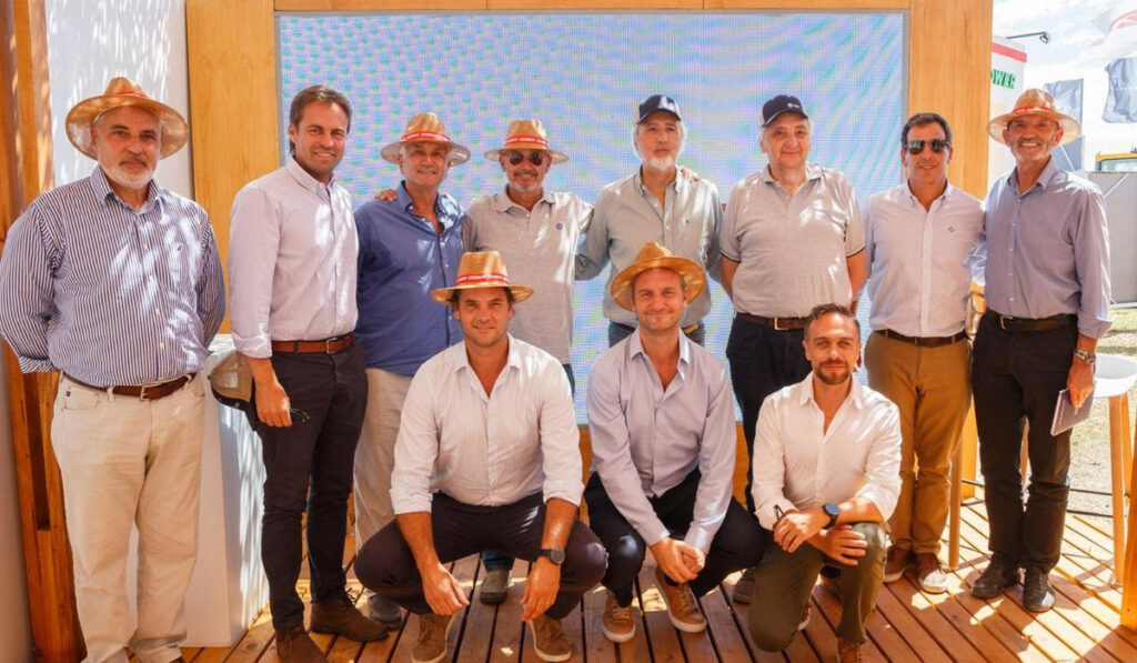 directivos de Puma Energy y ACA