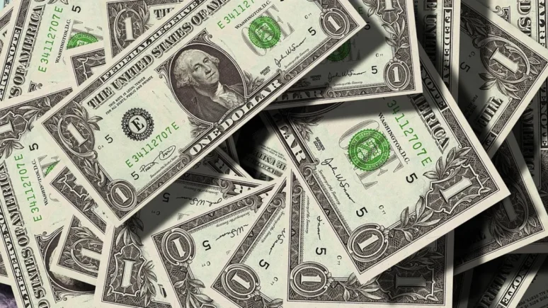 Dólar