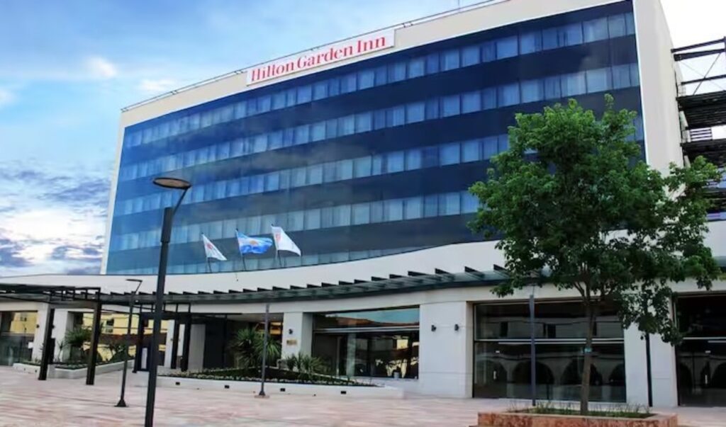 Hotel abuso Vélez.