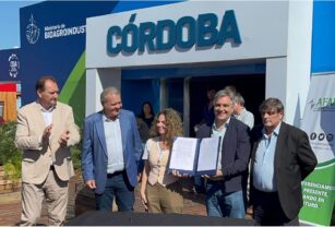 llaryora córdoba