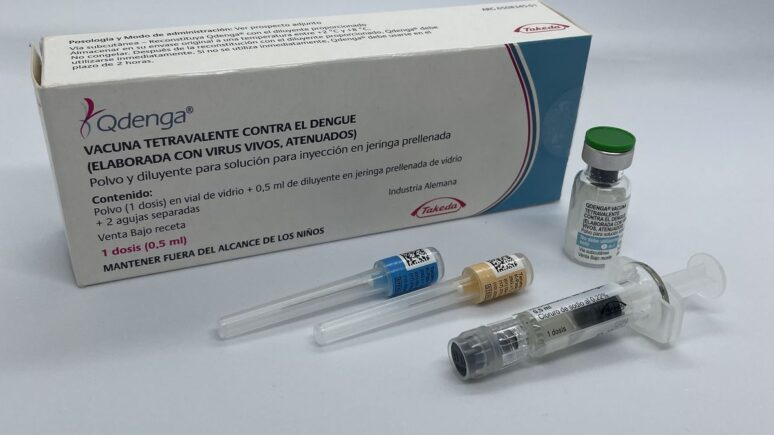 vacuna dengue