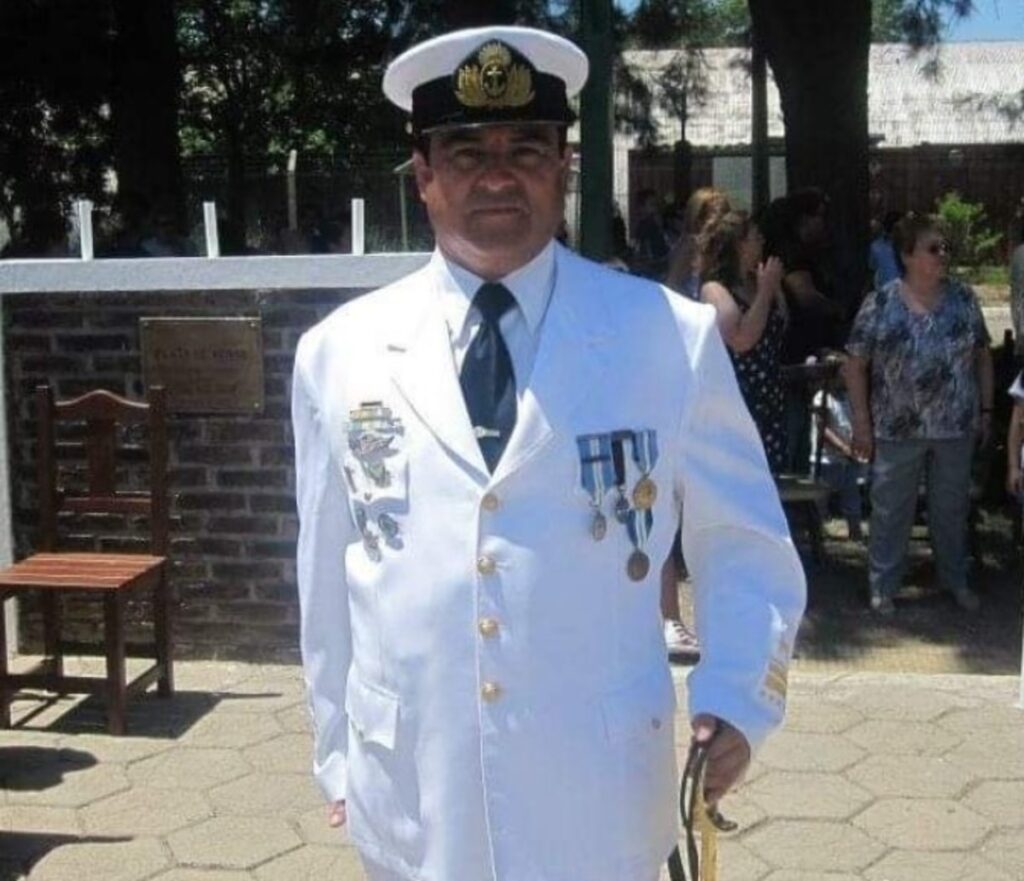 ricardo akins malvinas