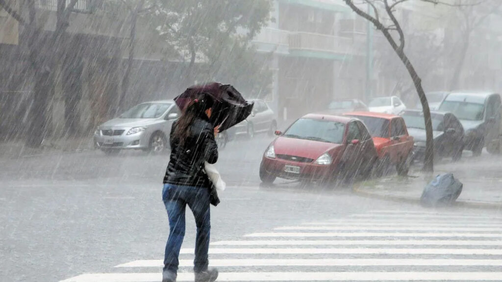 tormentas y lluvia