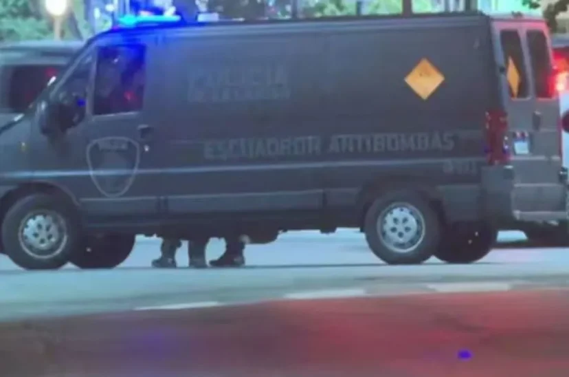 Amenaza bomba Capital Humano