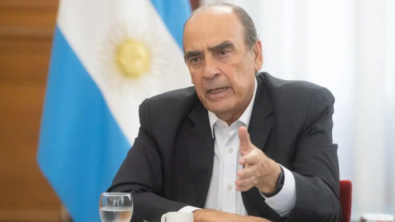 FRANCOS PARO UBA