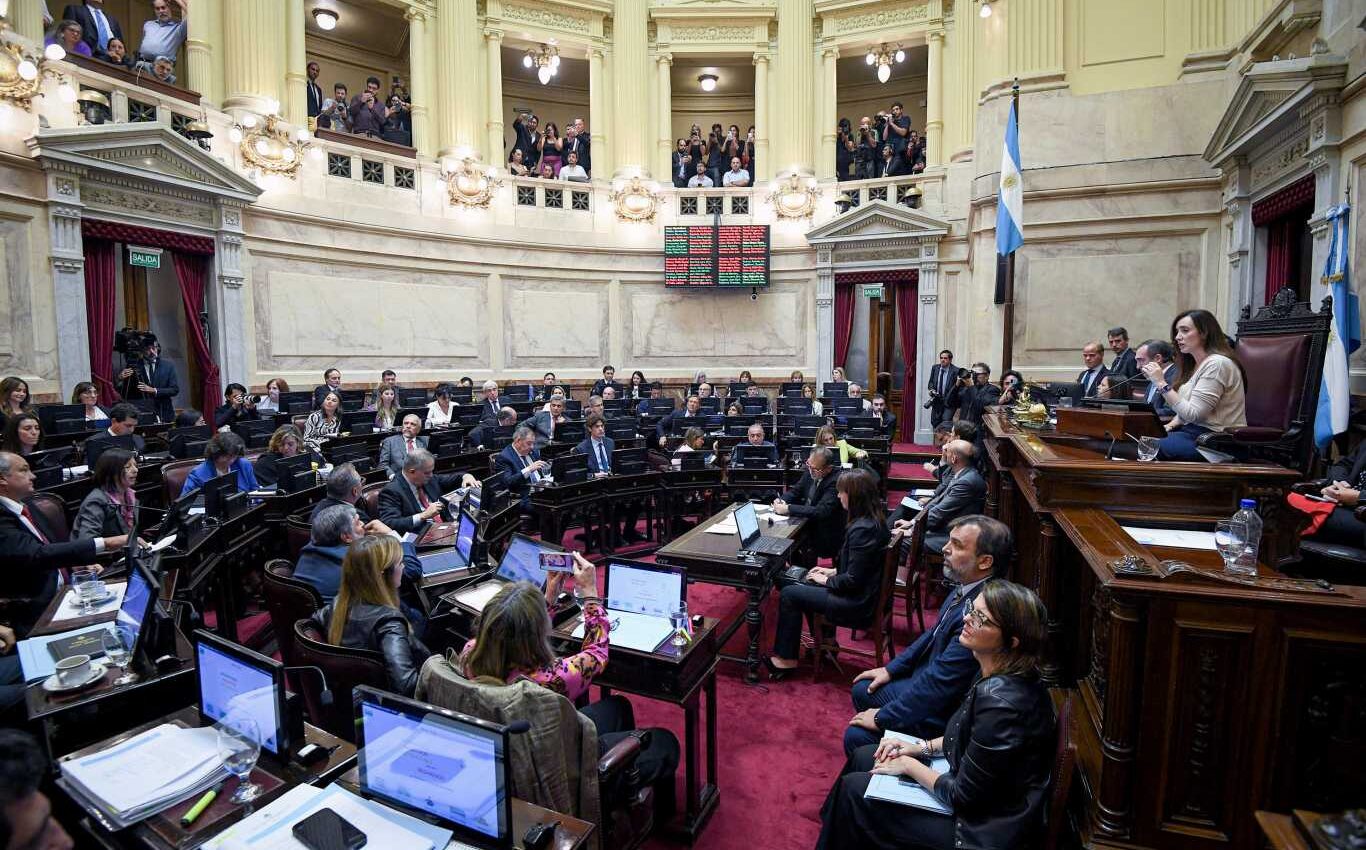 Senadores