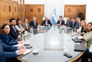 Reunión rosada