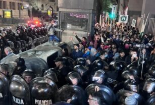 Congreso represión