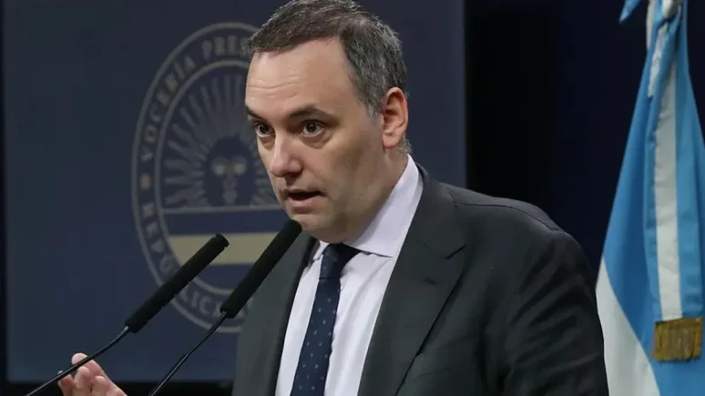 Adorni