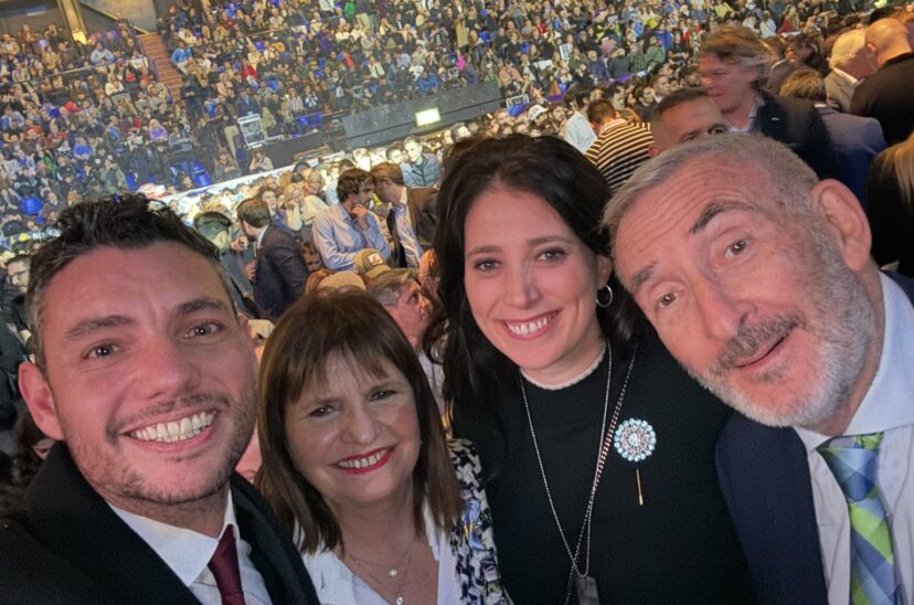 Milei Luna Park