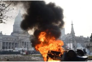 Caos en el Congreso