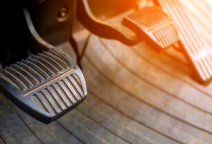 embrague auto pedal