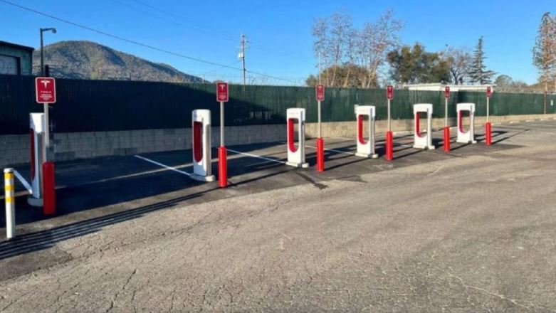 estación carga tesla