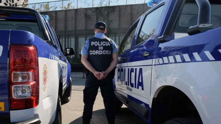 policia abuso sexual