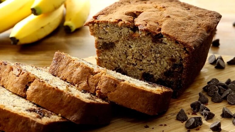 Budín de banana con chocolate
