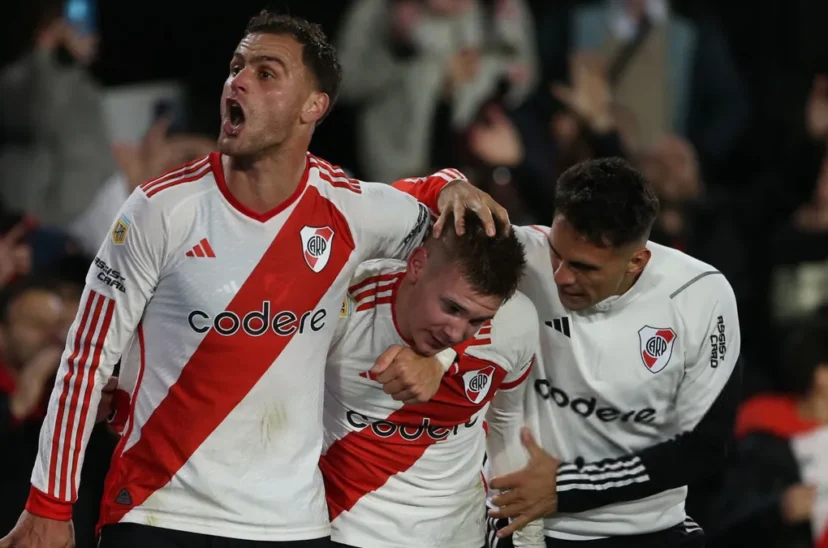 Pelota Libre River