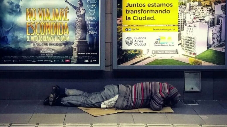 persona en situacion de calle frio