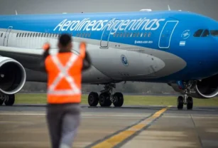 Aerolíneas Argentinas - paro de pilotos