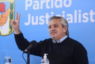 Alberto Fernández