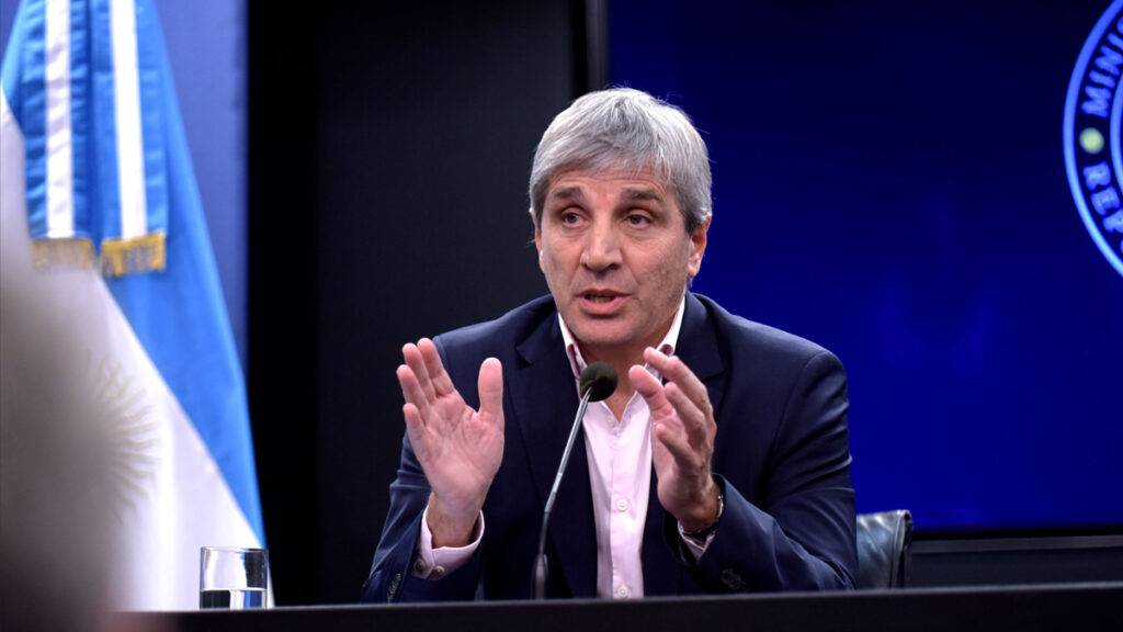 caputo impuesto pais