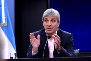 caputo impuesto pais