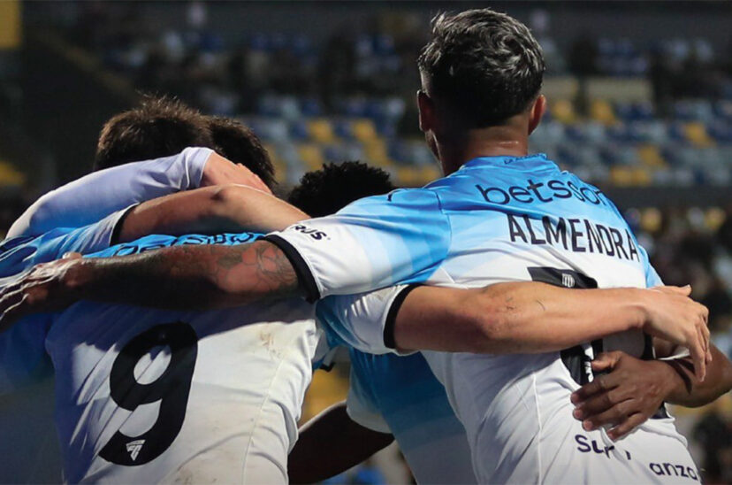 pelota libre racing