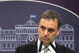 adorni
