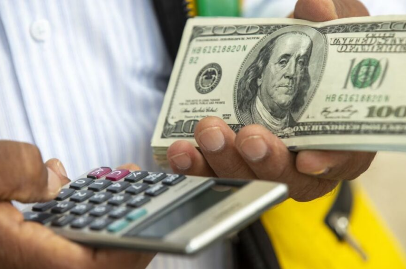 Dólar