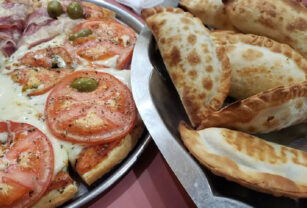noche de la pizza y la empanada