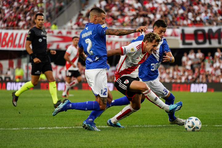 Pelota Libre River