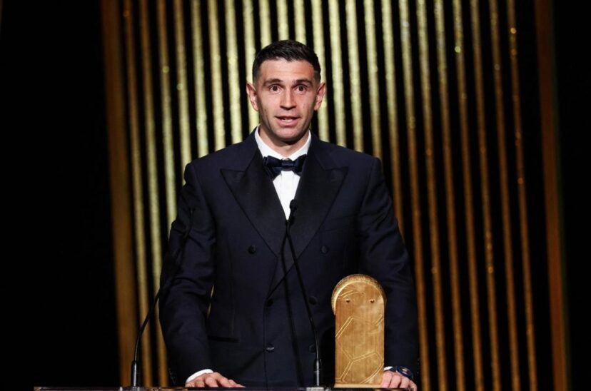 Dibu Martínez balón de oro premio