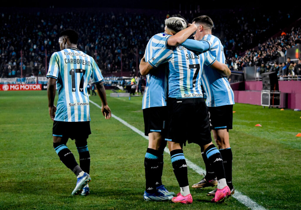 Pelota Libre Racing