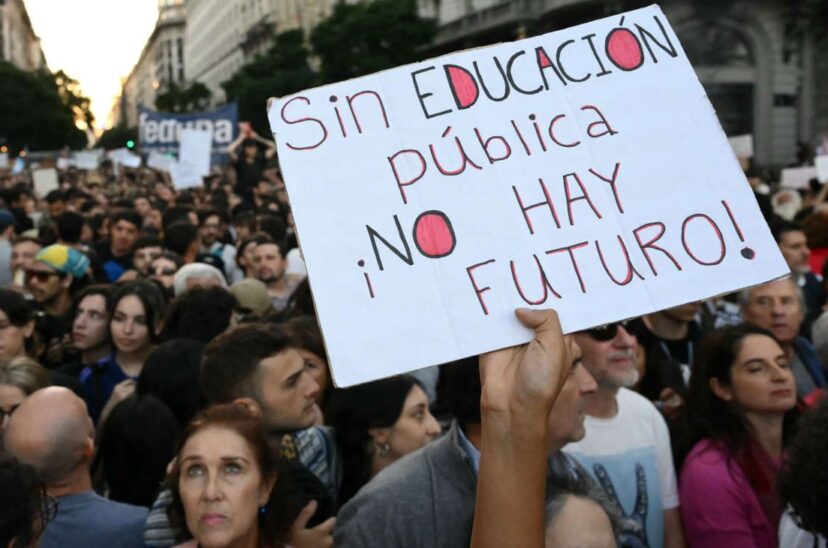 Marcha universitaria