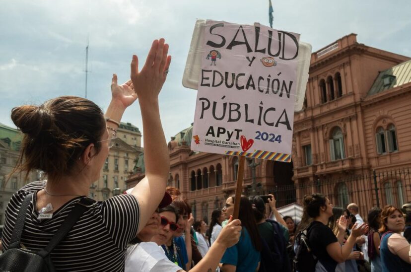 marcha-blanca-salud-universidades-públicas