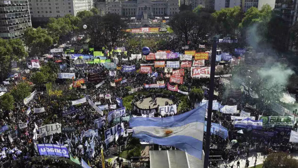 marcha universitaria congreso