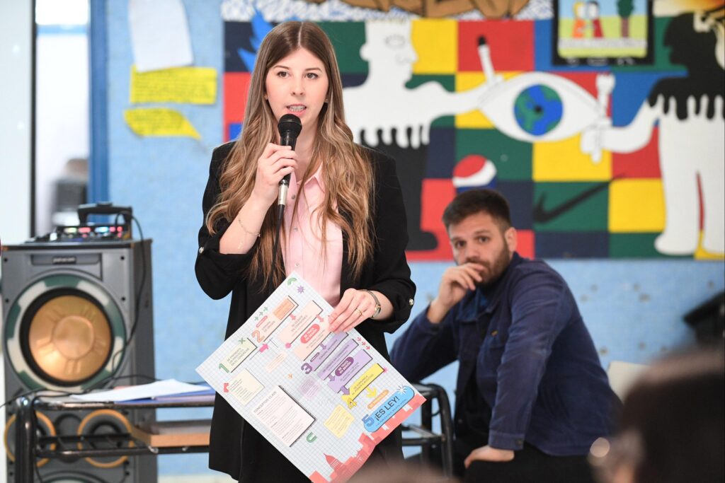 Andrea Cristina