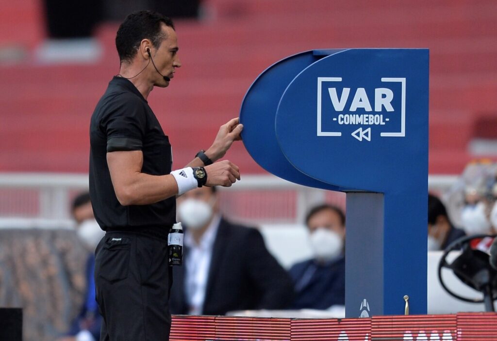 VAR