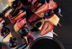 brochettes de frutas